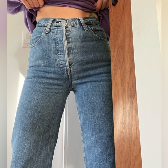 Levi's Ribcage High Rise Jeans - Picture 3 of 8